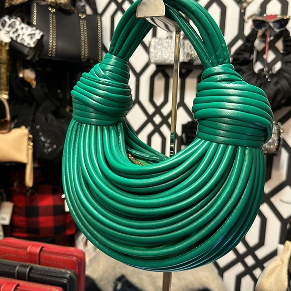 A rope purse holds very few items example phone lipstick keys handheld purse - Picture 10 of 10